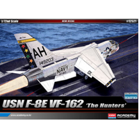 Academy - 1/72 USN F-8E VF-162 "The Hunters" Plastic Model Kit [12521]