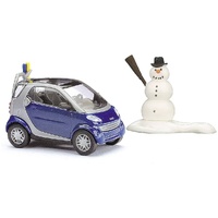 Busch - *Smart with Ski-Rack & Snowman