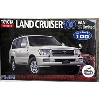 Fujimi 1/24 TOYOTA LANDCRUISER 100 VAN (ID-132)