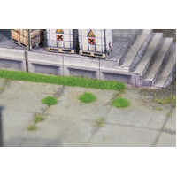 Heki - 100Grass Tufts/Strips Mid Green 10cm