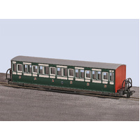 Peco - OO-9 FR Short Bogie Coach-Green 18