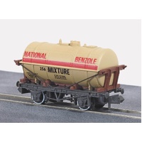 Peco - N Tank Wagon National Benzole - NRP162