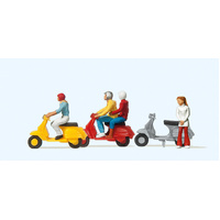 Preiser - Motor Scooter Riders - 10128