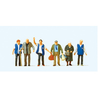 Preiser - Travellers With Helpers - 10544
