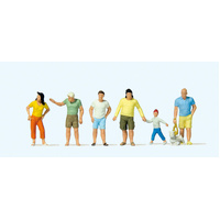 Preiser - Passers By, Summer Casual - 10672