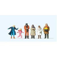 Preiser - Passers-By In Winter Clothing - 14037
