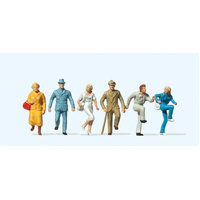 Preiser - Climbing Stairs (6 Figures) - 14132