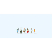 Preiser - N Seated Youths - 79083