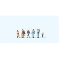 Preiser - N Passers By W/Children - 79146