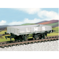 OO LMS 12 Ton Goods Wagon