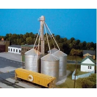 Rix Products - HO Grain Elevator 90' With Ladders