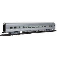 Walthers - HO 85' Budd Lrge Window Coach Undecor