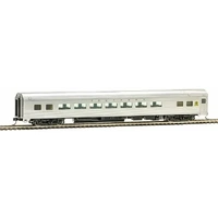 Walthers - HO 85' Budd Large Window Coach Southern