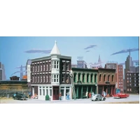 Walthers - HO Cornerstone Kit Merchants Row (3 Stores)