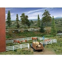 Walthers - HO 3-Rail Farm Fence Kit
